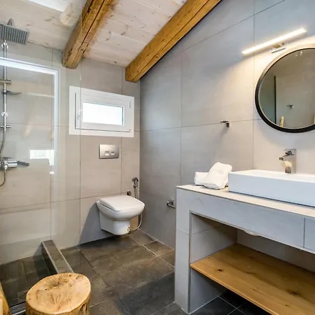Rodon Tripiti Nest Exsecutive Apartment *